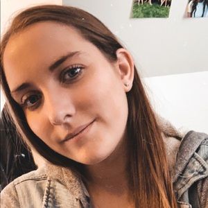 Meet your Posher, Alison